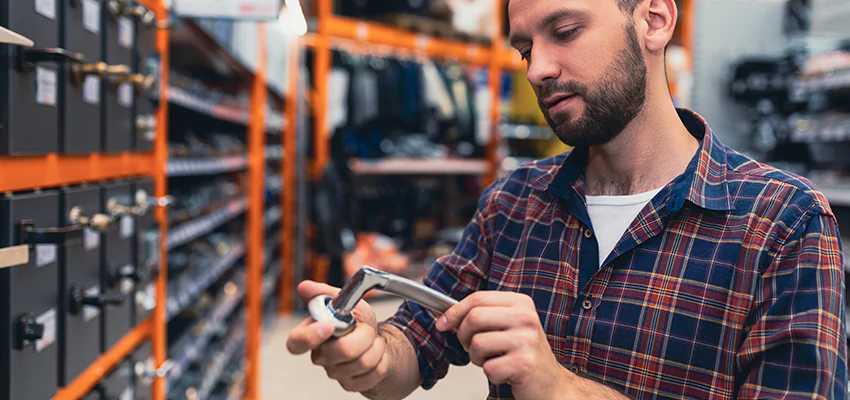 Locksmith For Retail Stores Lockout Services in Alhambra, California