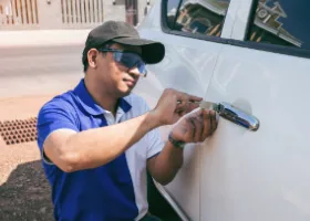 Car Locksmith in Alhambra, CA